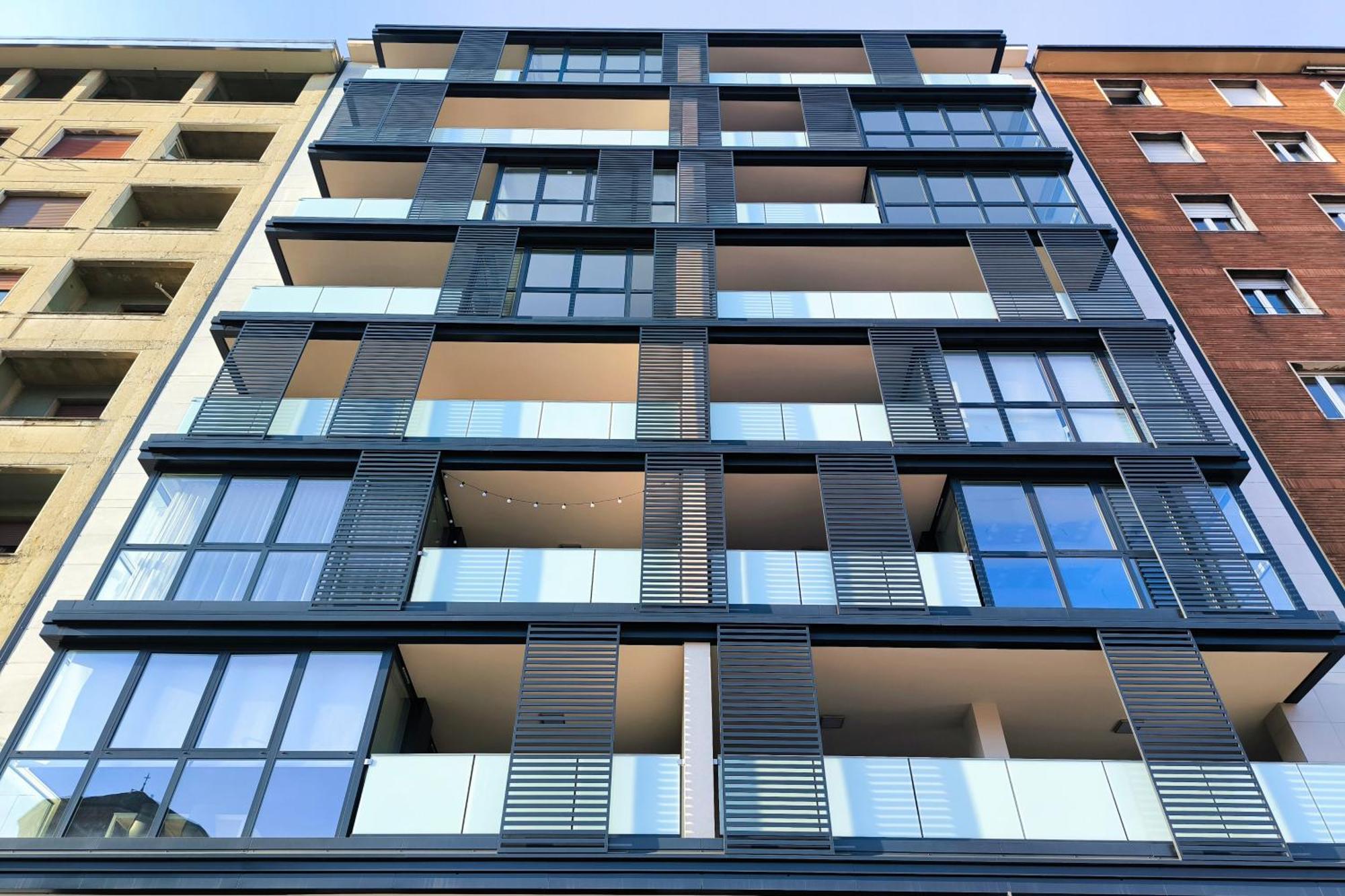 Apartment In Financial District 4 Pax Mailand